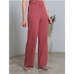 Прямые брюки с поясом на резинке из фактурного трикотажа в рубчик