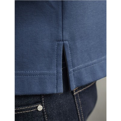 Лонгслив из мягкого фактурного трикотажа с плетеным воротником поло на молнии