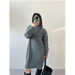 Женское вязаное платье  Min*t Velve*t