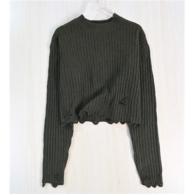 Свитер с нишевым дизайном