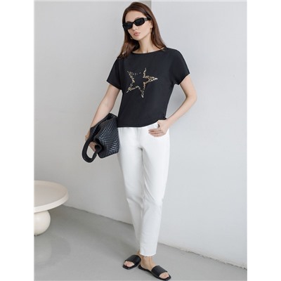 Нарядная футболка с блестящим принтом