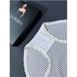 Набор женских трусов с красивым ажуром по краю   LA PERL*A