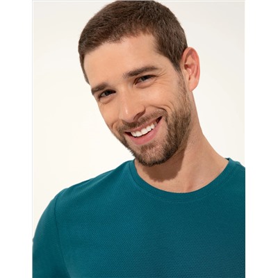 Zümrüt Slim Fit Bisiklet Yaka Tişört