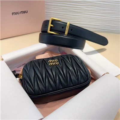 Классная стильная пара из ремня и сумки  MiuMi*u