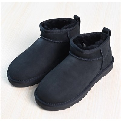 Зимние теплые замшевые короткие ботинки с нескользящей подошвой