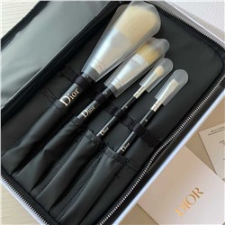 Косметичка с кисточками для макияжа  DIO*R