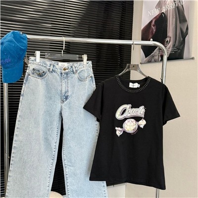 Женская футболка с принтом и стразами КОУ*Ч