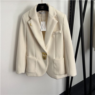 Ох какой интересный женский пиджак  Schiaparell*i  со стильной золотистой металлической застежкой