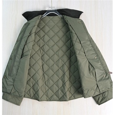 Женская  стеганая вельветовая куртка с контрастными цветными лацканами из тонкого хлопка