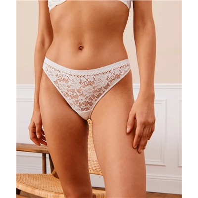 Tanga de encaje