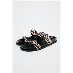 ANIMAL PRINT FLAT SANDALS WITH BUCKLES
