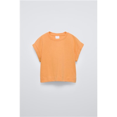 T-SHIRT WITH TURN-UP SLEEVES