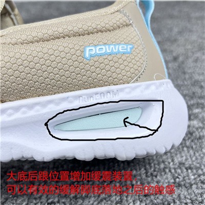 Женские спортивные туфли без шнурков