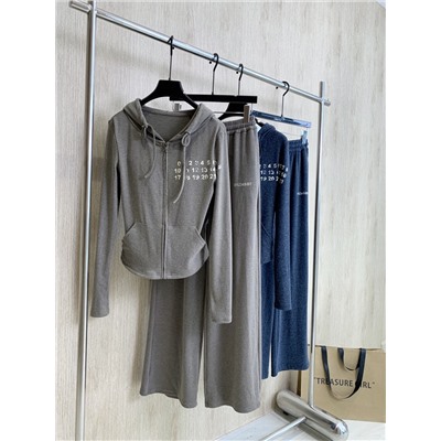 Костюм loe  люкс