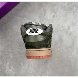 SB Dunk Low Pro