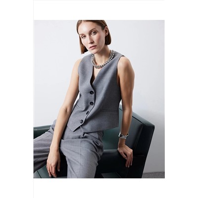 İpekyolSlim fit yelek