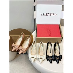 Туфли на высоком каблуке с острым носком и бантом  ВАЛЕНТИН*О​​  серии БОУКНОТ(Bowknot)