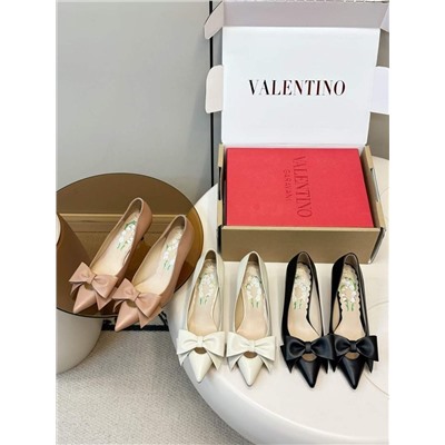 Туфли на высоком каблуке с острым носком и бантом  ВАЛЕНТИН*О​​  серии БОУКНОТ(Bowknot)