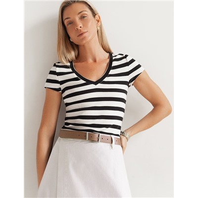 Футболка из плотного трикотажа с плетением риб 1*1