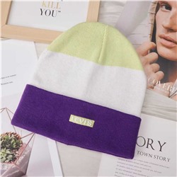 Вязанная шапка ЛЕВАЙ*С в полоску