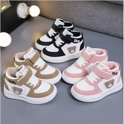 Кроссовки для детей