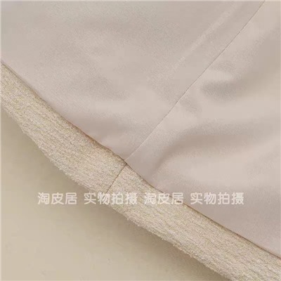 Жакет женский H&*M из фактурной ткани на подкладе с накладными карманами