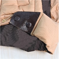 Стеганый короткий теплый жилет с капюшоном на молнии