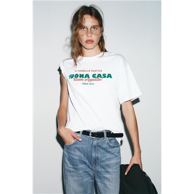 T-SHIRT WITH TEXT PRINT