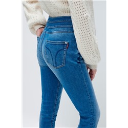 Vaquero slim de tiro alto Azul