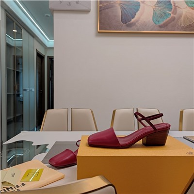 Сандалии fend* кожа люкс