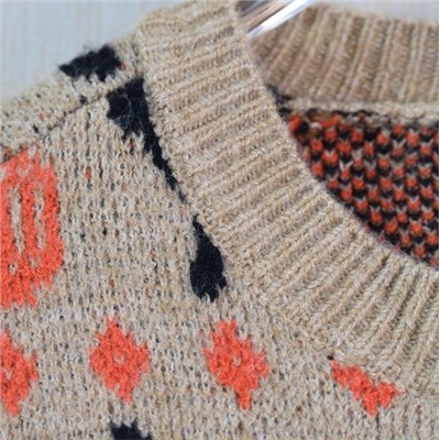 Женский свитер