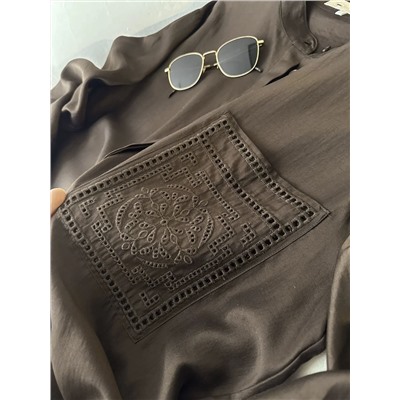 Женская рубашка с вышитым карманом из смесового тенселя ЗАР*А