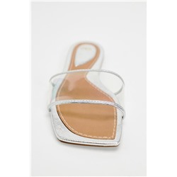 FEW ITEMS LEFT FLAT VINYL SANDALS