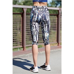 Капри Beck цвета экрю и темно-синего цвета