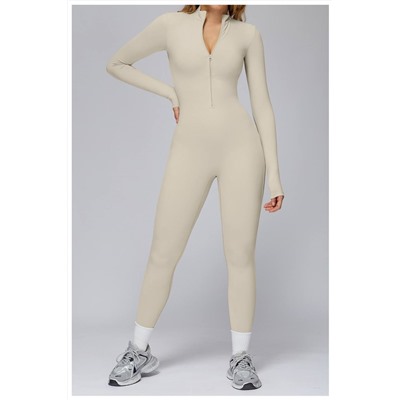 Комбинезон с начесом внутри для занятий спортом на открытом воздухе