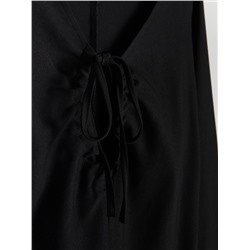 Kleid mit hohem Viskoseanteil