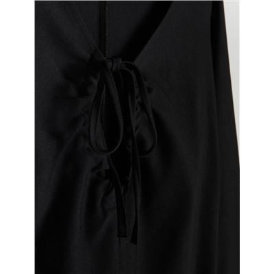 Kleid mit hohem Viskoseanteil