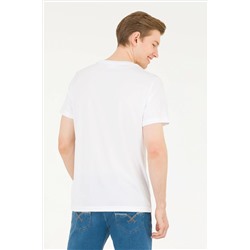 Erkek Beyaz Bisiklet Yaka Tişört