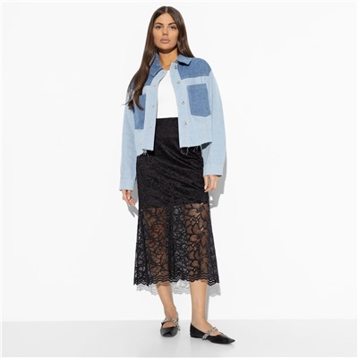 Юбка из кружева на подкладе, Икона бунта