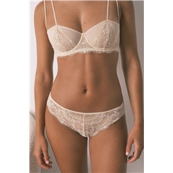 Braga clásica encaje nude