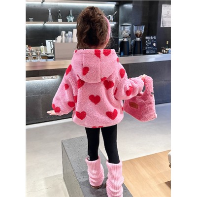 Плюшевая куртка  с капюшоном