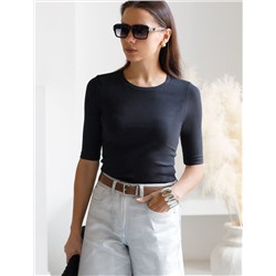 Футболка из трикотажа в широкий рубчик