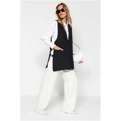 TRENDYOL MODEST Siyah Yandan Aksesuar Bağlama Detaylı Astarlı Dokuma Yelek TCTAW24YL00022