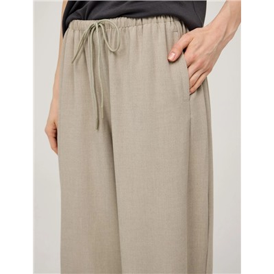 Базовые бежевые брюки их хлопка