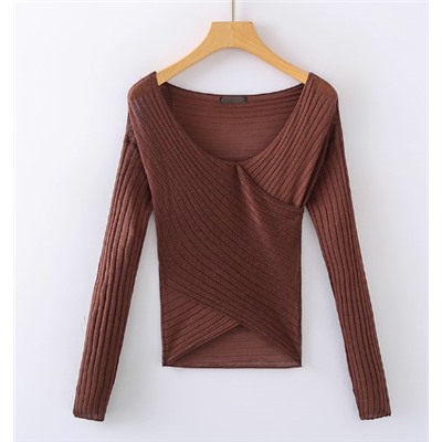 Короткий трикотажный свитер OYSH*O