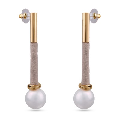 Серьги (текстиль светло-бежевый, жемчуг; покрытие: золото)