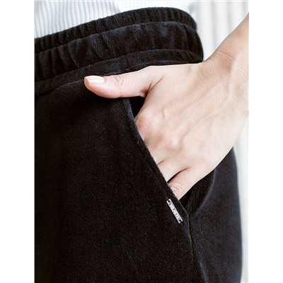 Прямые брюки из бархатистого велюра