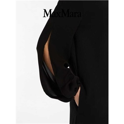 Маленькое чёрное платье  в стиле MaxMar*a