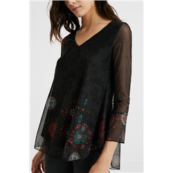 Camiseta multicapas avolantada