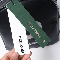 Kar*l Lagerfel*d  экспорт! Стильный небольшой рюкзак из экокожи в классическом чёрном цвете. Подкладка с жаккардовым принтом